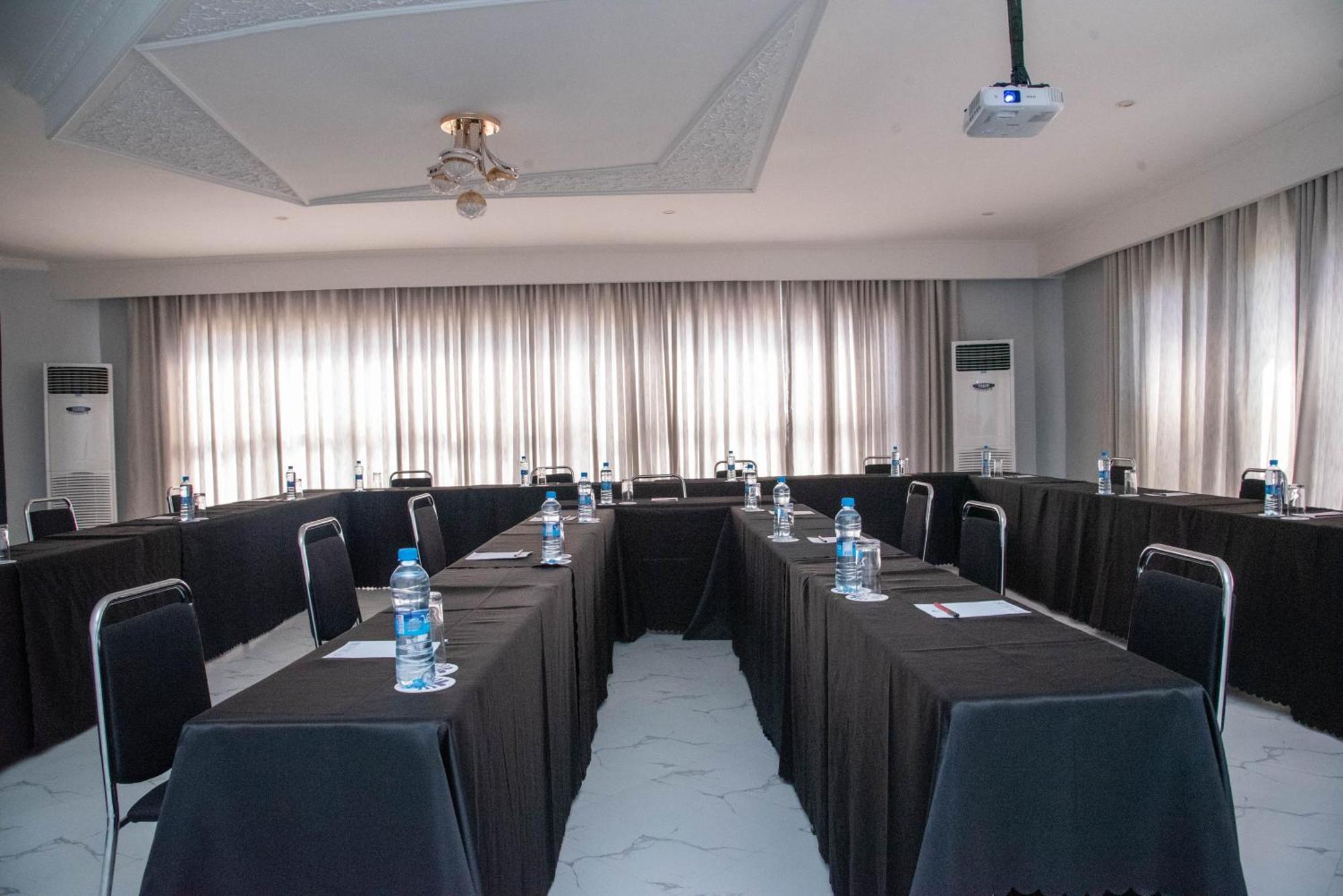 Mika Hotel Kabulonga Lusaka Exterior foto