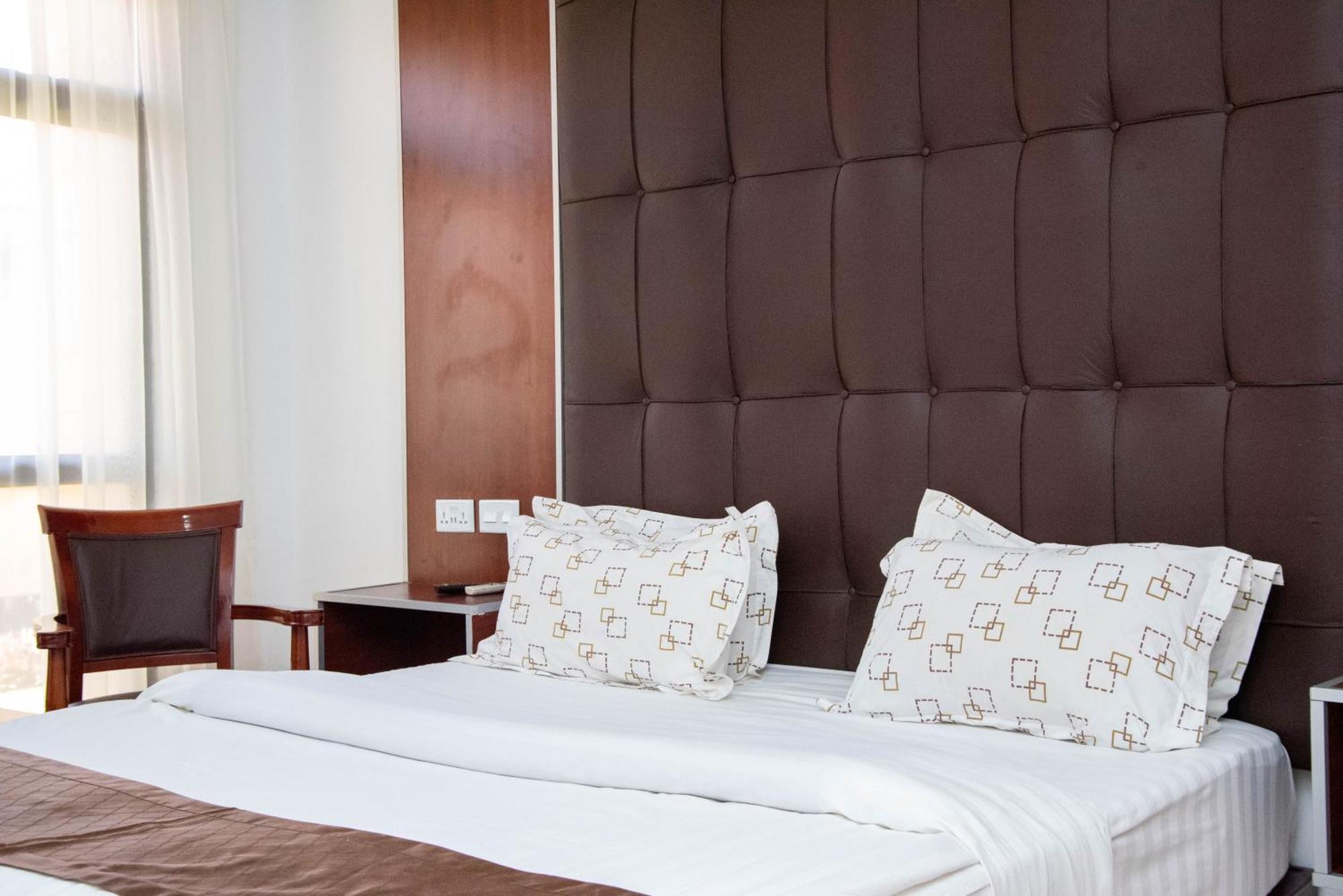 Mika Hotel Kabulonga Lusaka Exterior foto